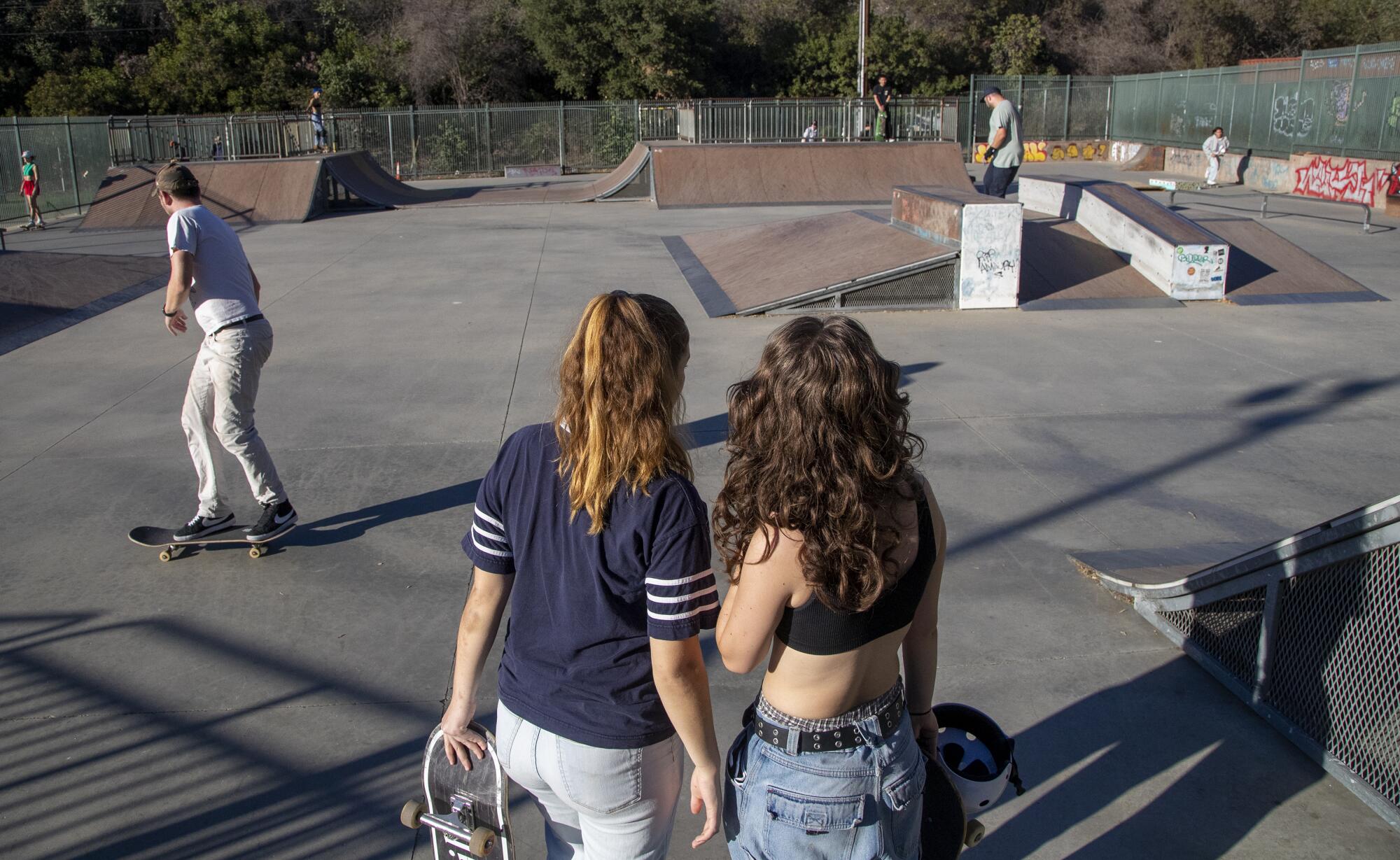 Cultura Urbana en Acción Skate Parks como Escenario Dinámico